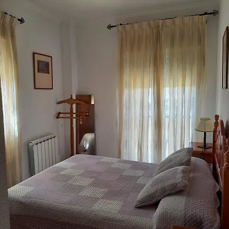 Beachfront 3 Bedroom Family Apartment